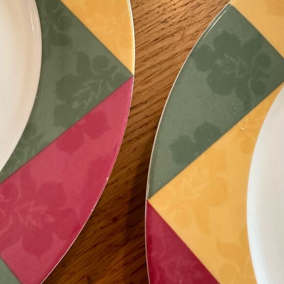 Vtg Dinner & Salad Plate Venezia Pattern Newcor Memphis Design 1990s 2 plates - Picture 3 of 6